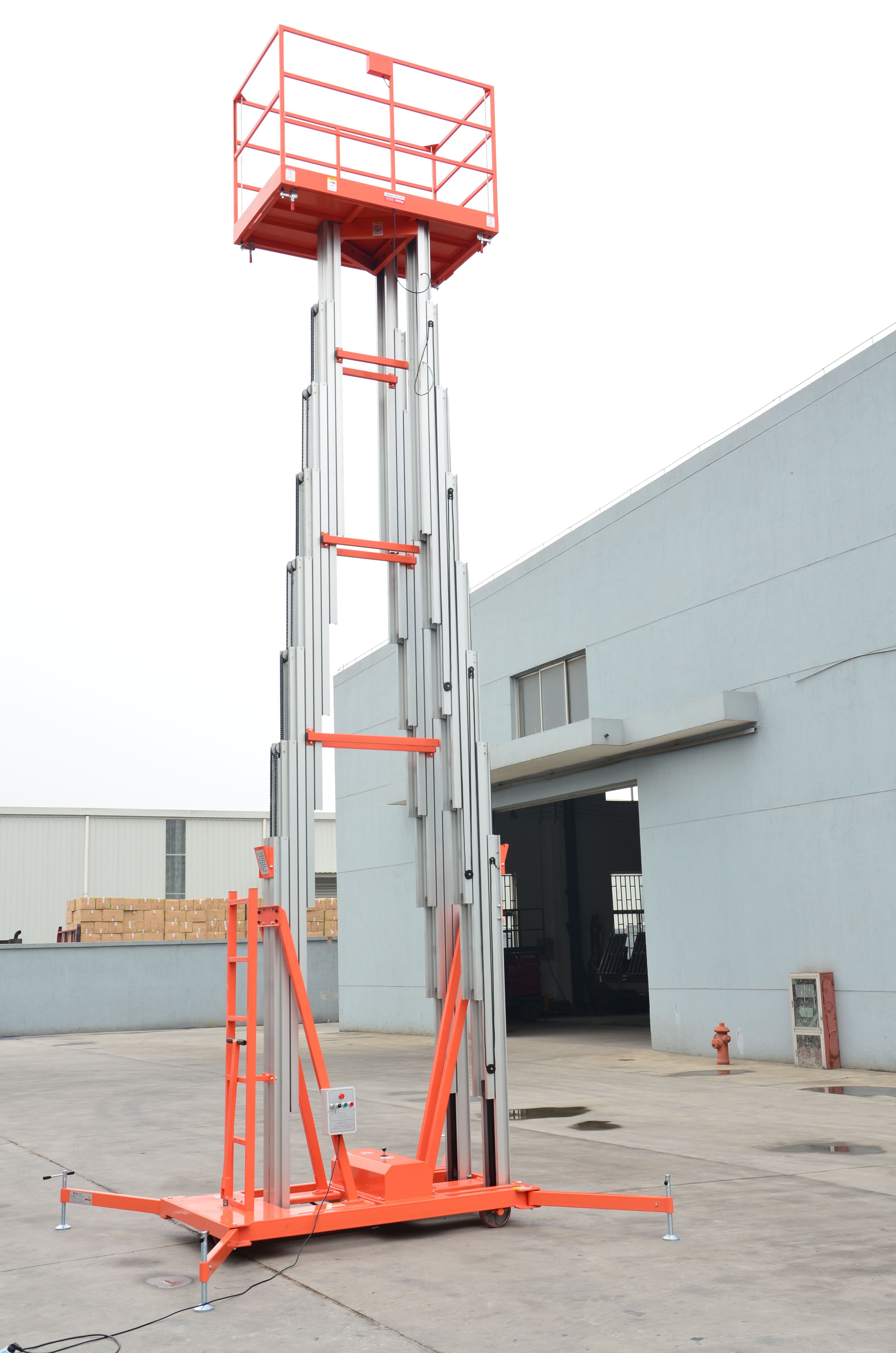 Platform Kerja Udara Alum.Mast GTWY-T